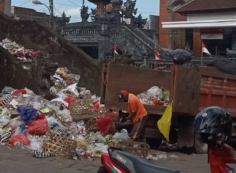 angkut sampah