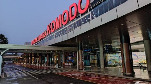 bandara komodo