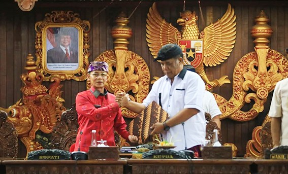 sidang paripurna 111111