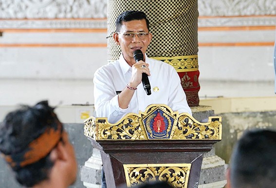 bupati datria 4444444