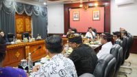 Pertemuan antara Badan Aspirasi Masyarakat (BAM) DPR RI dengan jajaran Pemerintah Provinsi Bali dan Pemerintah Kabupaten Buleleng, di Ruang Rapat Wiswasabha Pratama, Kantor Gubernur Bali. (ist)