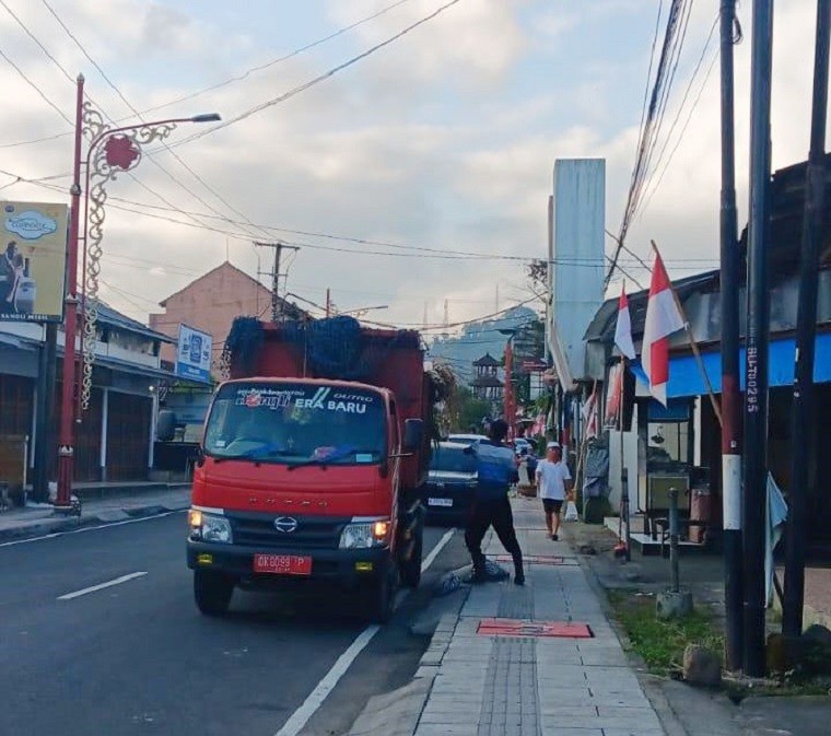 truk sampah2