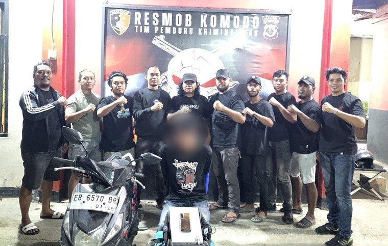 pecah kaca