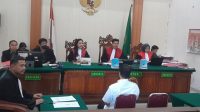 sidang pembunuhan
