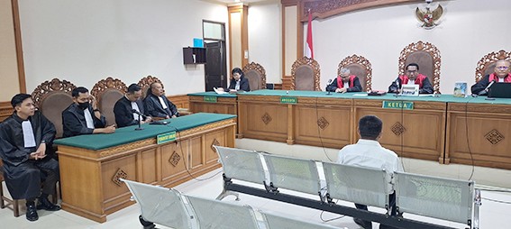 sidang33