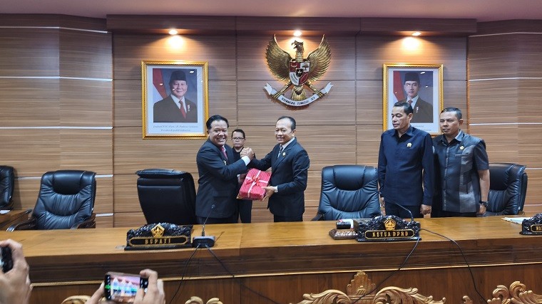 penyerahan ranperda