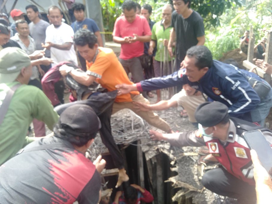 evakuasi korban1