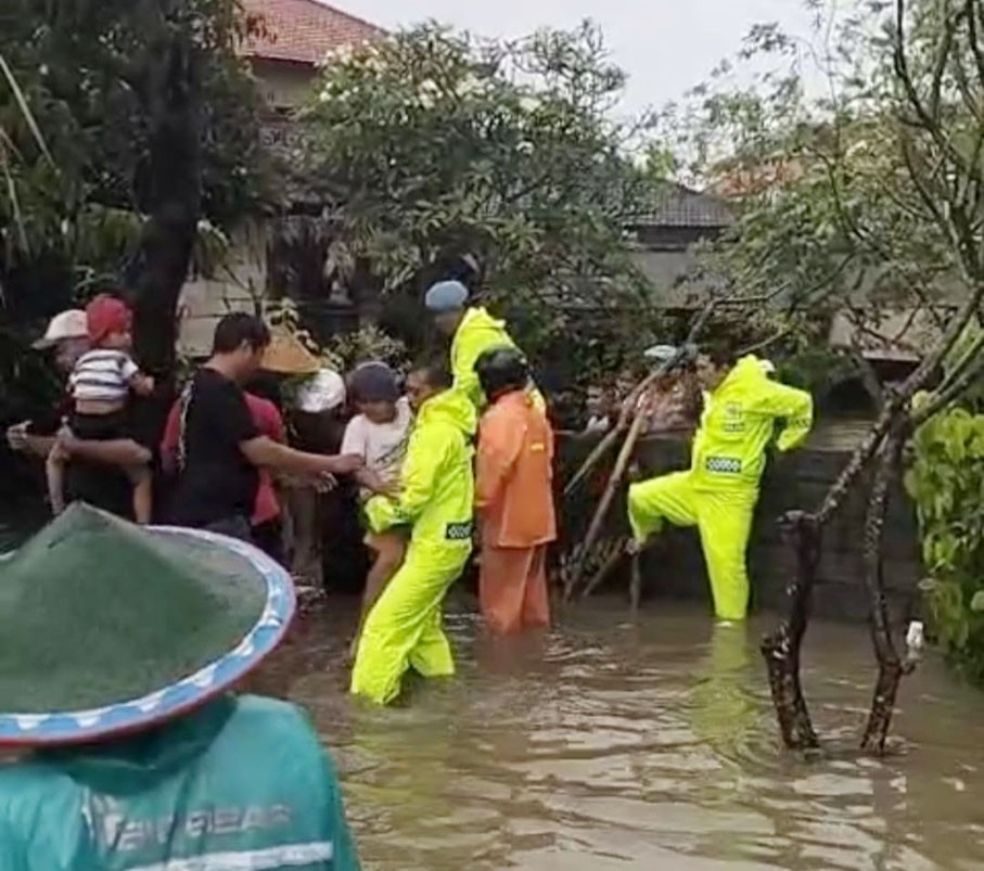 evakuasi nenek1