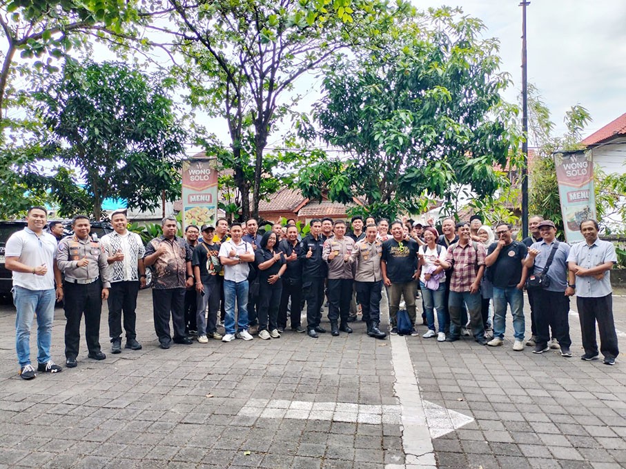 gathering1 gathering1