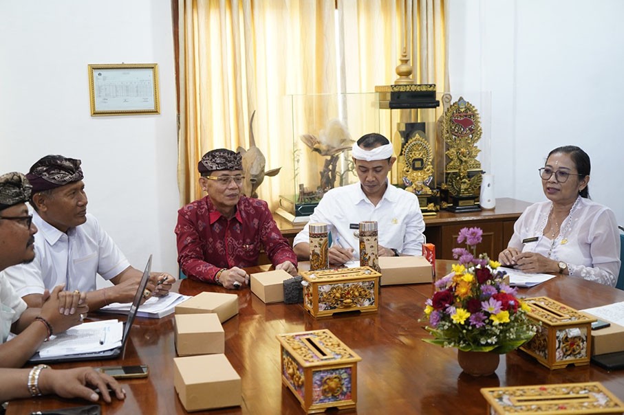 bupati rapat bupati rapat