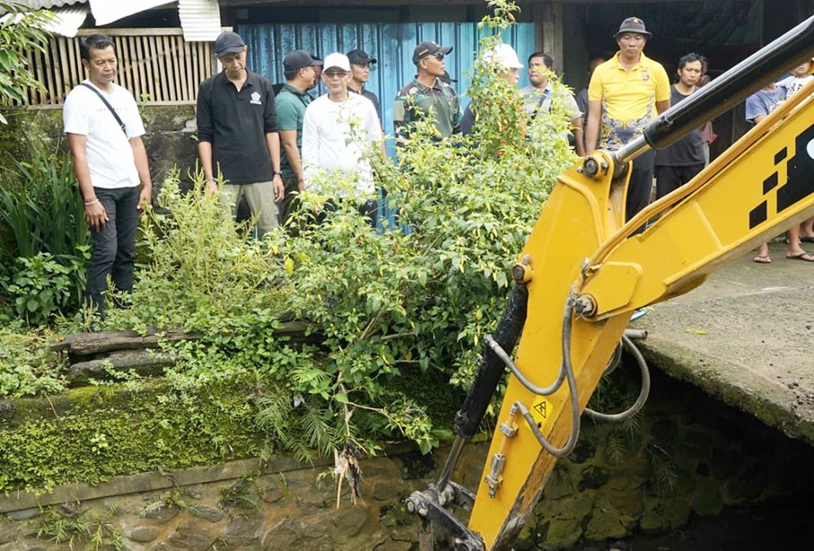 normalisasi sungai1x