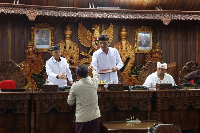 sidang paripurna