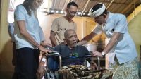 bantuan sosial