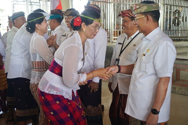 lantik pejabat1