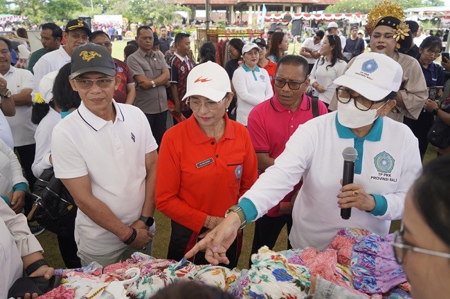 pasar rakyat2