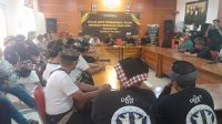 pedagang emas1
