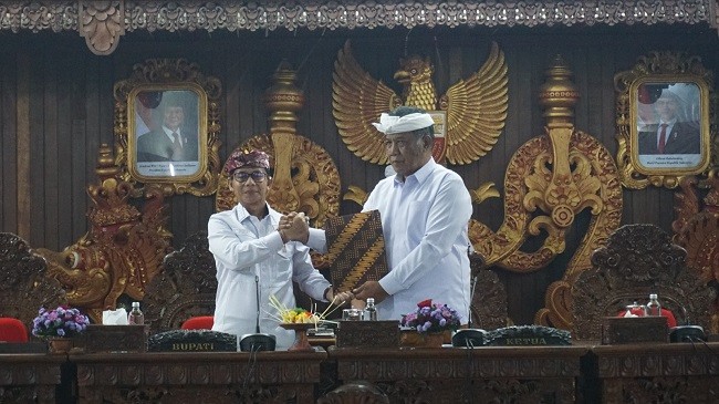sidang paripurna