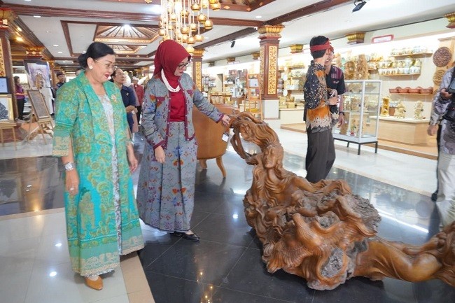 rombongan ntb1