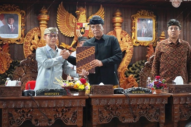 dprd sepakat dprd sepakat