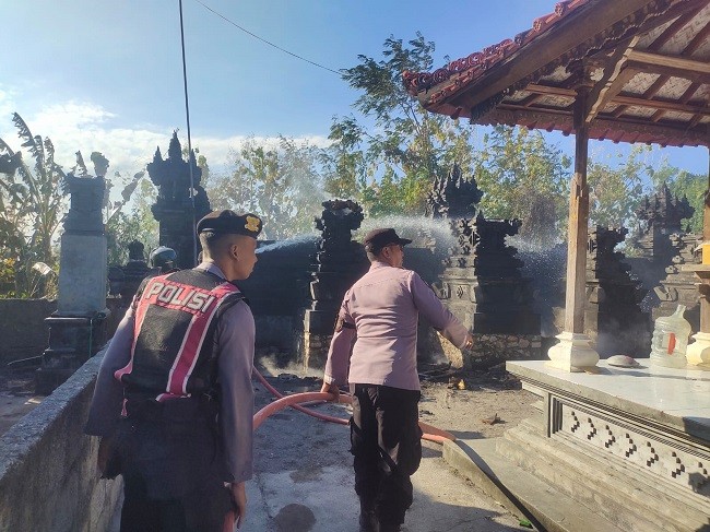 kebakaran1