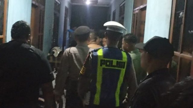 keributan1