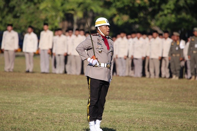 komandan upacara1