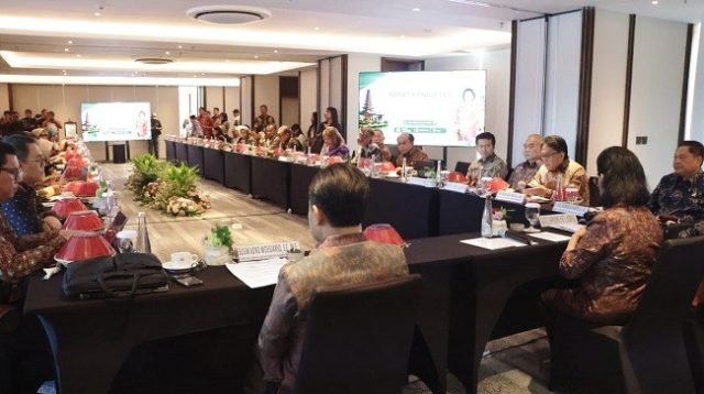 rapat konsultasi1