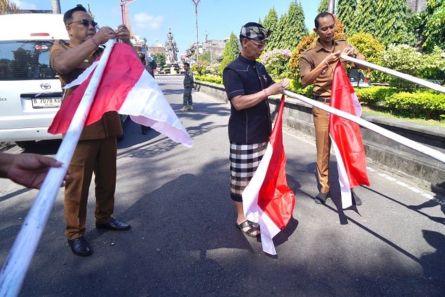 pasang bendera pasang bendera