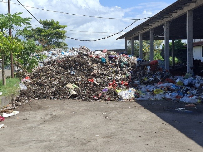 sampah toss sampah toss