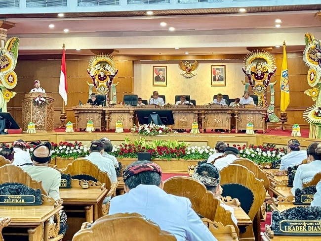sidang hut bali1