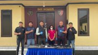 pencuri hp1