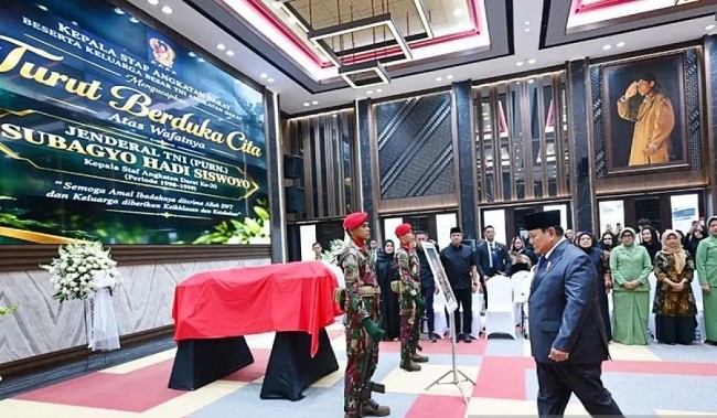 1 penghormatan terakhir1 1 penghormatan terakhir1