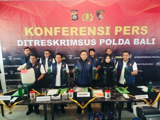 ekspos polda1