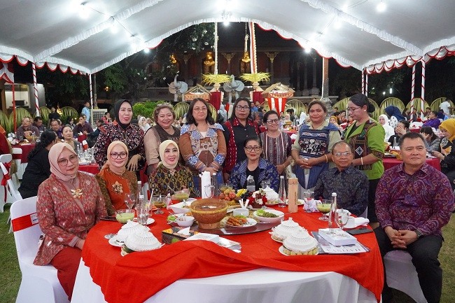 makan malam1