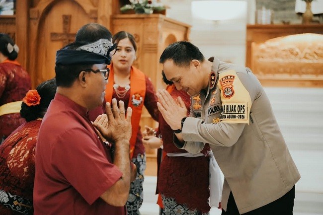 minggu kasih1